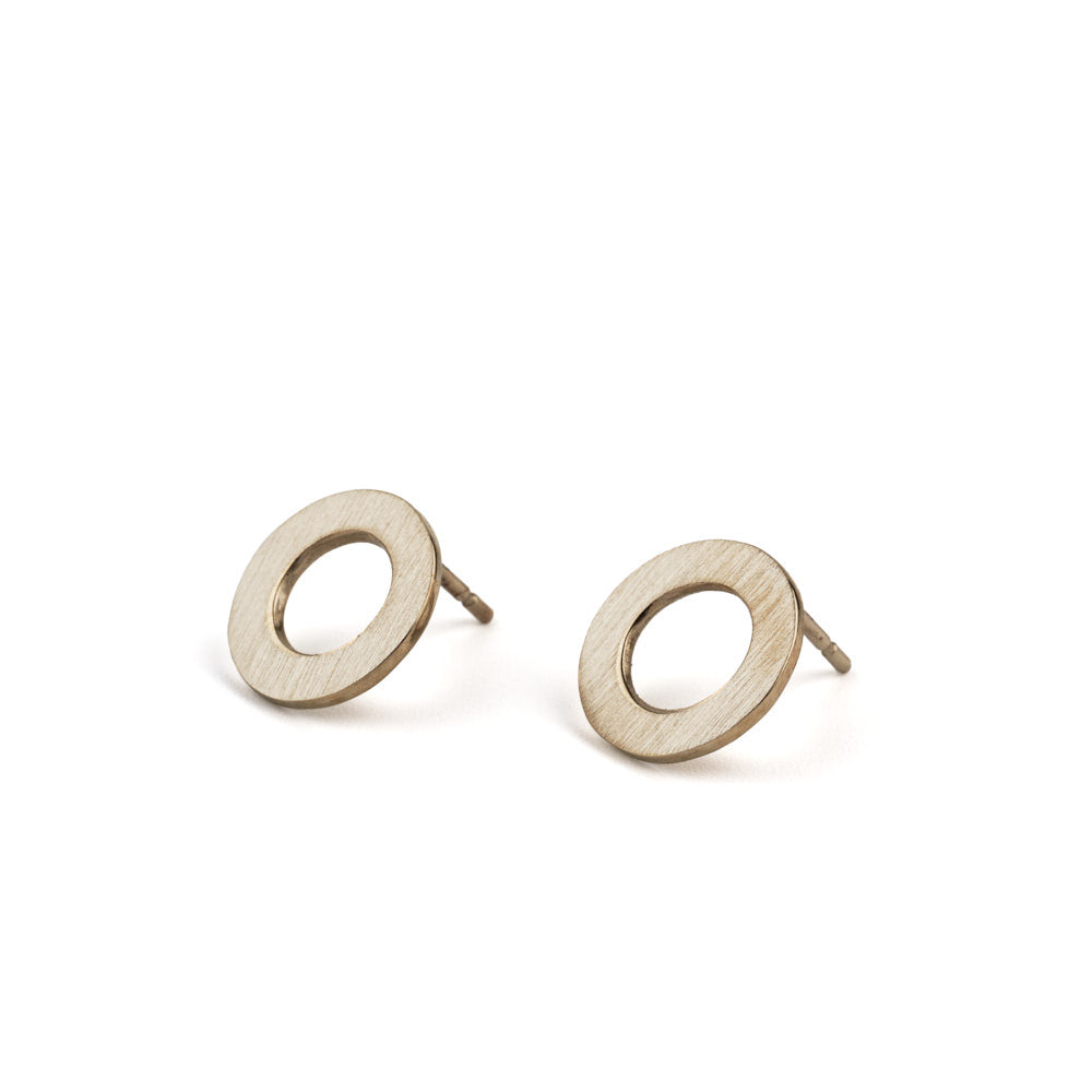 An image of the White Gold O Studs